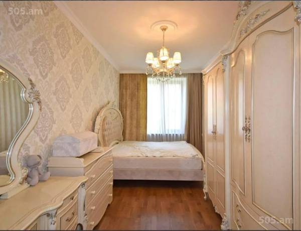3-senyakanoc-bnakaran-vacharq-Yerevan-Arabkir
