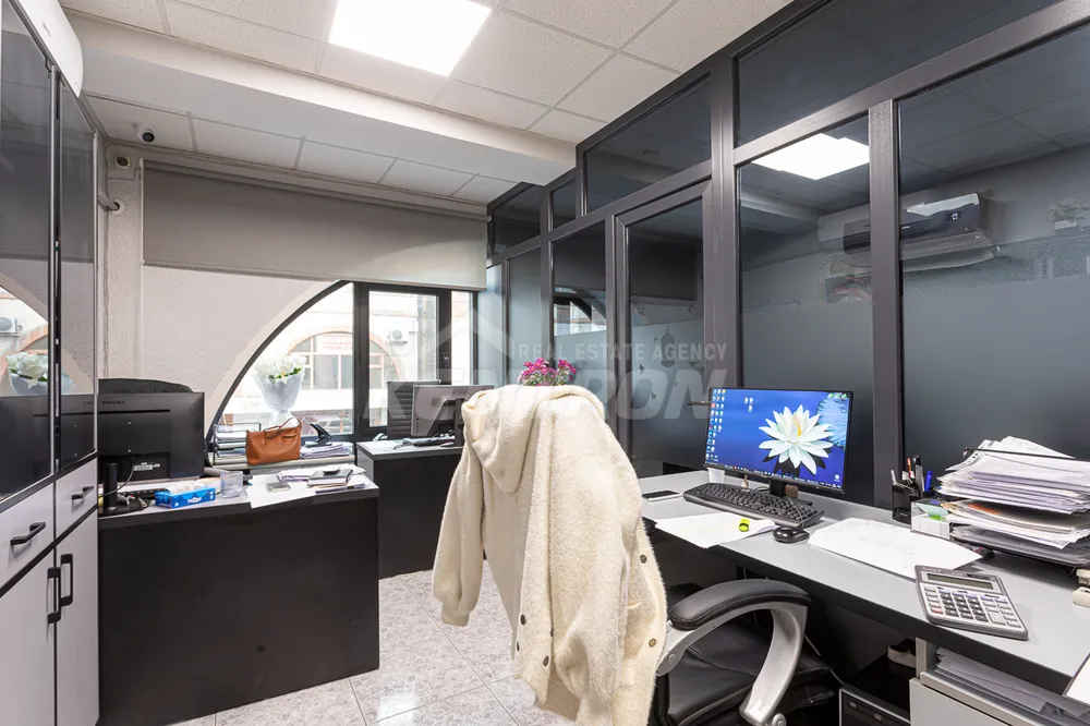 sale-commercial