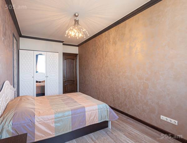 4-senyakanoc-bnakaran-vacharq-Yerevan-Center