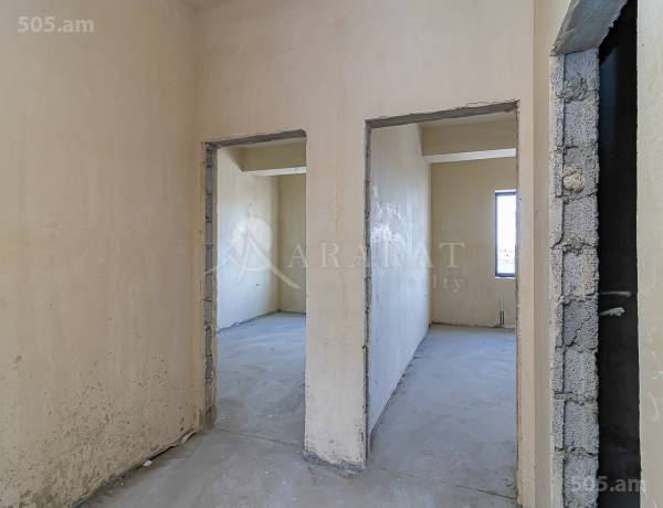 arandznatun-vacharq-Yerevan-Achapnyak