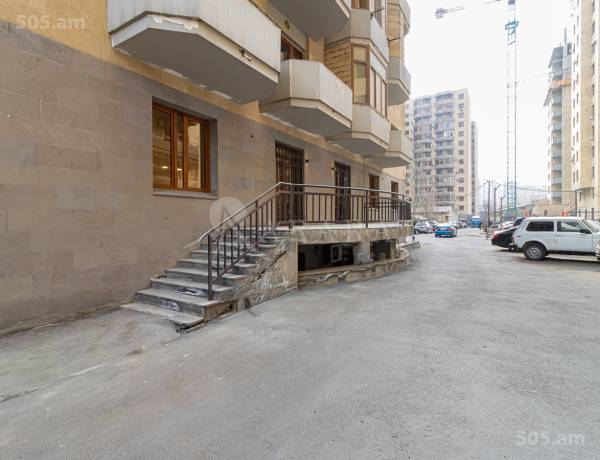 komercion-vardzakalutyun-Yerevan-Center