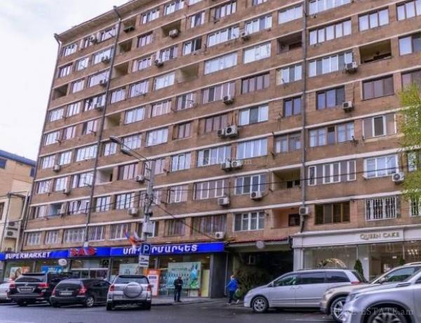 komercion-vacharq-Yerevan-Center