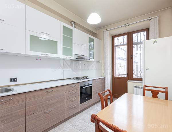 3-senyakanoc-bnakaran-vacharq-Yerevan-Arabkir
