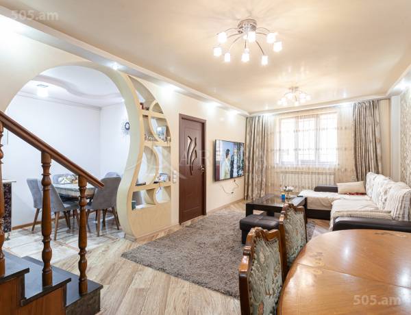 arandznatun-vacharq-Yerevan-Center