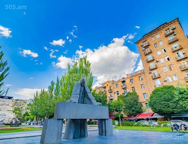 3-senyakanoc-bnakaran-vacharq-Yerevan-Center