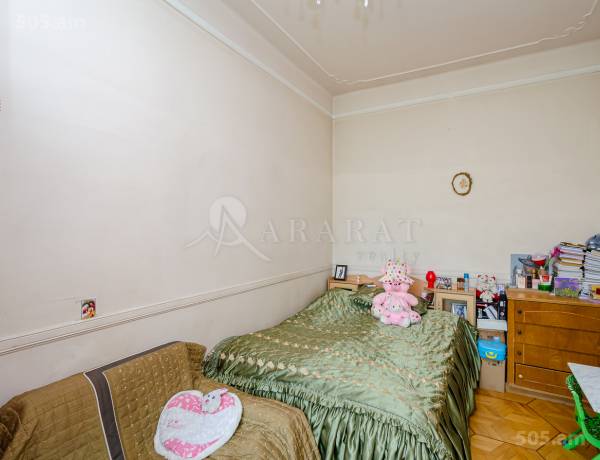 3-senyakanoc-bnakaran-vacharq-Yerevan-Center