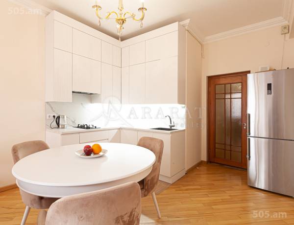 2-senyakanoc-bnakaran-vacharq-Yerevan-Center