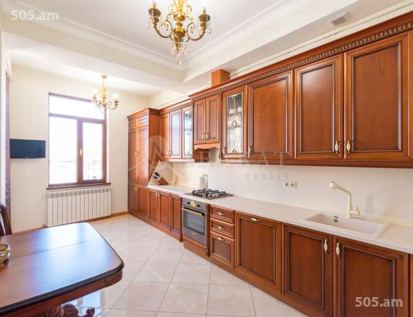 3-senyakanoc-bnakaran-vacharq-Yerevan-Center