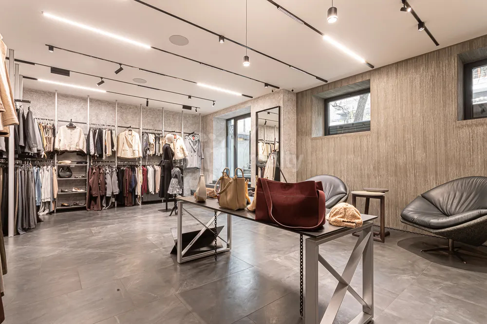sale-commercial