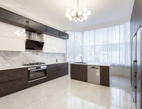 arandznatun-vacharq-Yerevan-Achapnyak