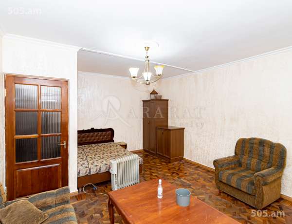 2-senyakanoc-bnakaran-vacharq-Yerevan-Center