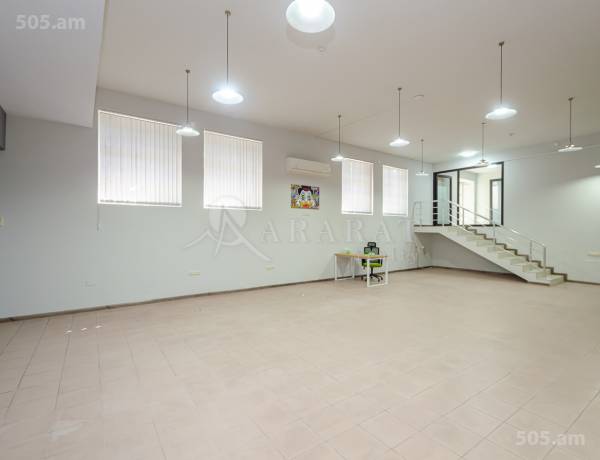 komercion-vardzakalutyun-Yerevan-Center