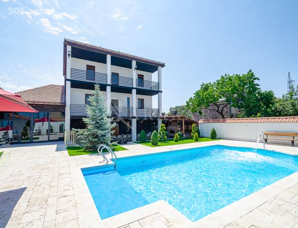 arandznatun-vacharq-Yerevan-Nor-Norq