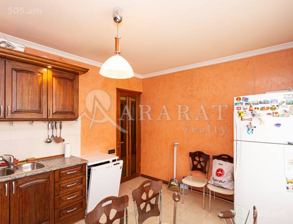 4-senyakanoc-bnakaran-vacharq-Yerevan-Center