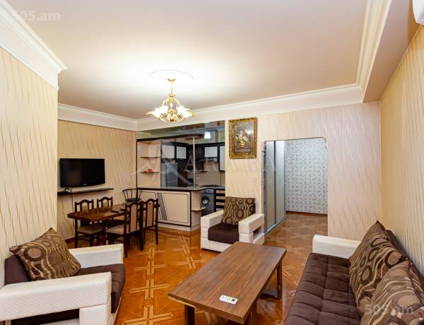 1-senyakanoc-bnakaran-vacharq-Yerevan-Center
