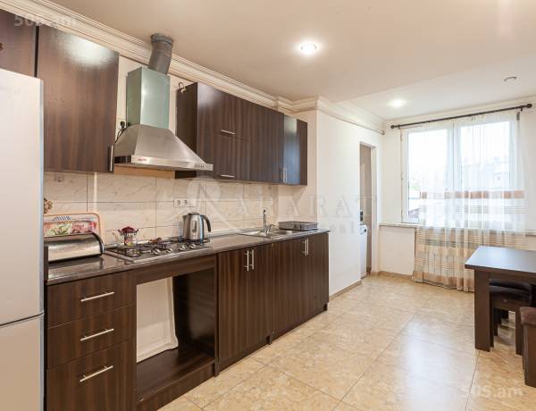3-senyakanoc-bnakaran-vacharq-Yerevan-Center