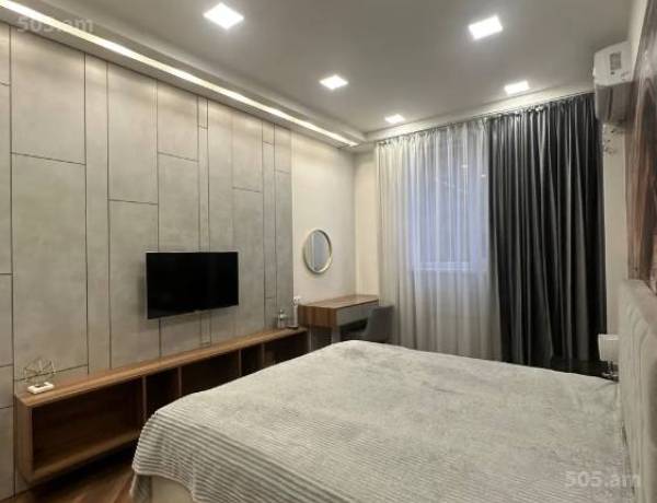 2-senyakanoc-bnakaran-vacharq-Yerevan-Center