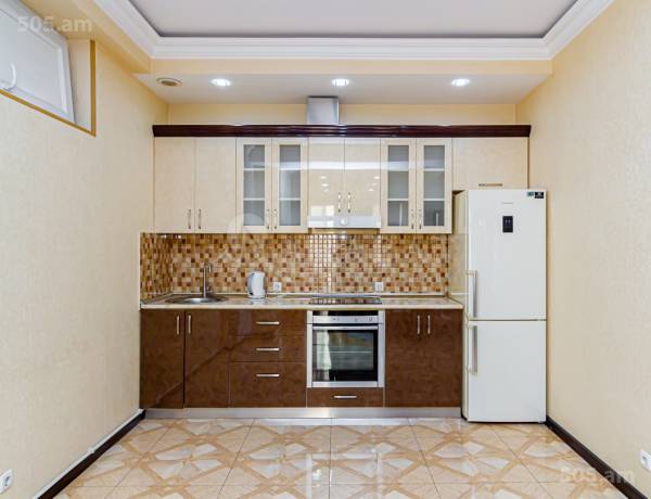 2-senyakanoc-bnakaran-vacharq-Yerevan-Center