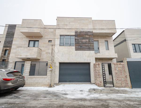 arandznatun-vacharq-Yerevan-Avan