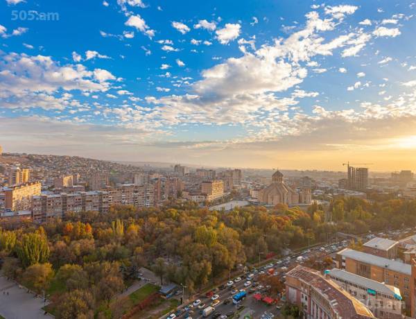 3-senyakanoc-bnakaran-vacharq-Yerevan-Center