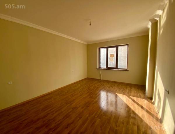 4-senyakanoc-bnakaran-vacharq-Yerevan-Center