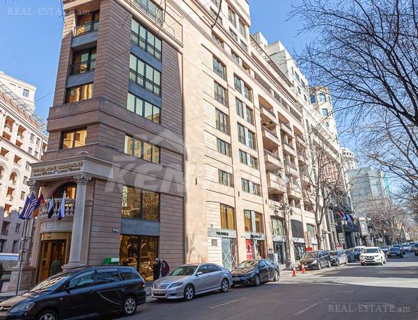 2-senyakanoc-bnakaran-vacharq-Yerevan-Center