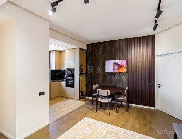 3-senyakanoc-bnakaran-vacharq-Yerevan-Arabkir