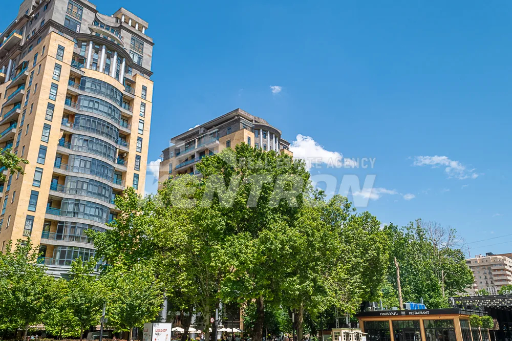sale-commercial