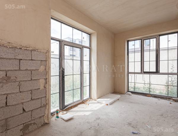 arandznatun-vacharq-Yerevan-Achapnyak