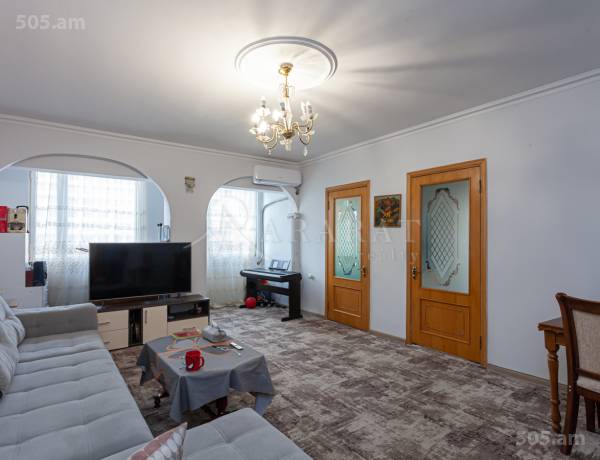 3-senyakanoc-bnakaran-vacharq-Yerevan-Center