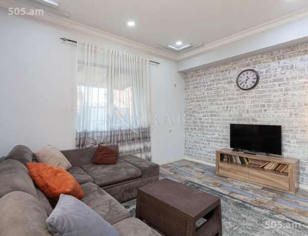 arandznatun-vacharq-Yerevan-Avan