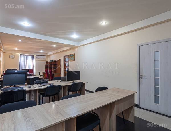 komercion-vacharq-Yerevan-Nor-Norq