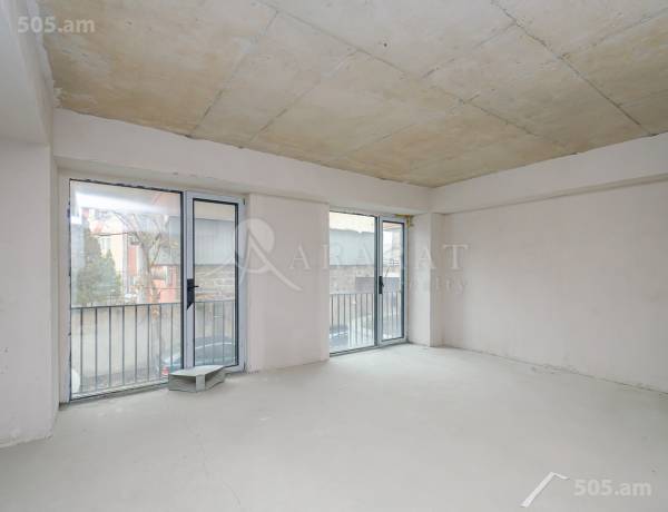 komercion-vacharq-Yerevan-Center