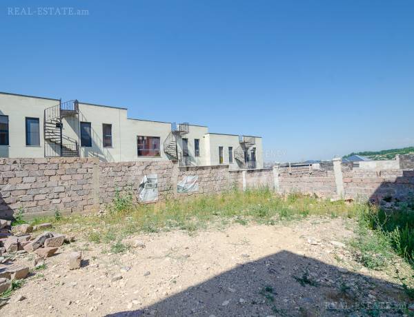 arandznatun-vacharq-Yerevan-Avan