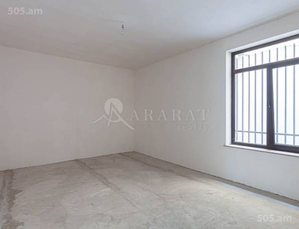 2-senyakanoc-bnakaran-vacharq-Yerevan-Center