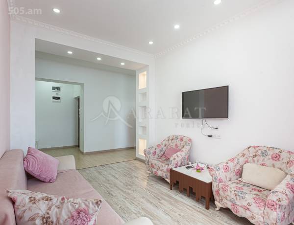 2-senyakanoc-bnakaran-vacharq-Yerevan-Center