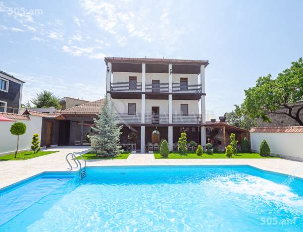 arandznatun-vacharq-Yerevan-Nor-Norq