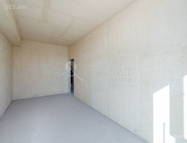 2-senyakanoc-bnakaran-vacharq-Yerevan-Center