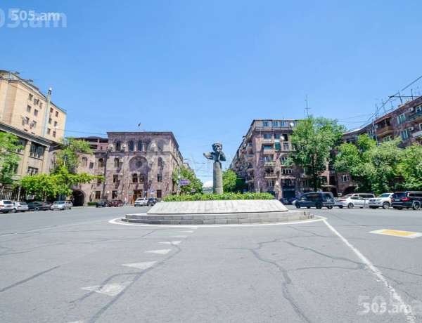 3-senyakanoc-bnakaran-vacharq-Yerevan-Center