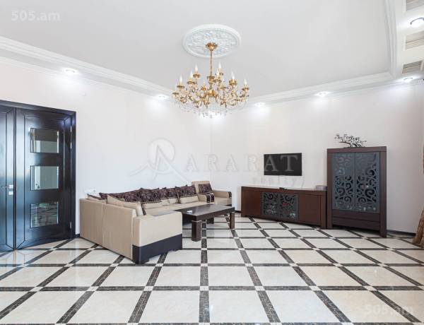 4-senyakanoc-bnakaran-vacharq-Yerevan-Center