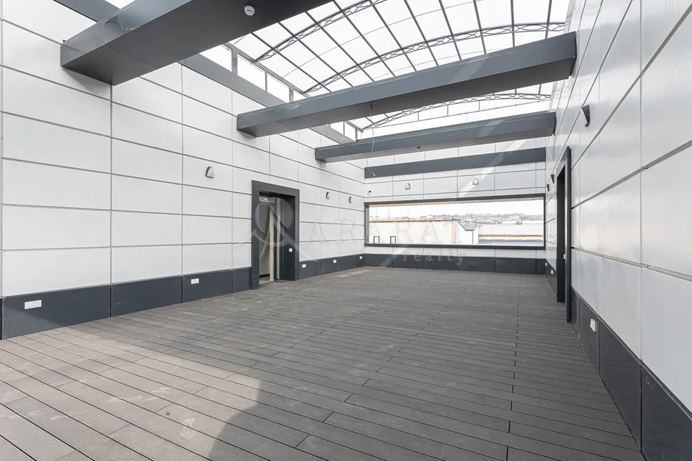 sale-commercial