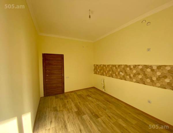 4-senyakanoc-bnakaran-vacharq-Yerevan-Center