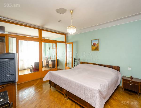 4-senyakanoc-bnakaran-vacharq-Yerevan-Center