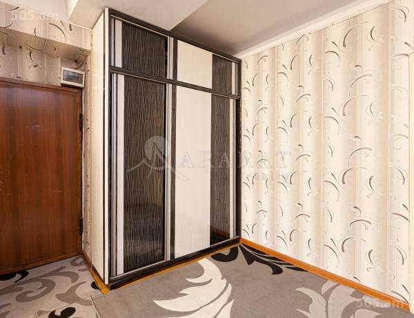 3-senyakanoc-bnakaran-vacharq-Yerevan-Center