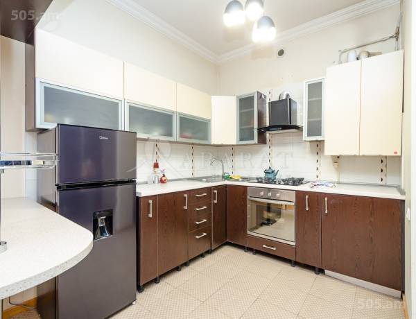 2-senyakanoc-bnakaran-vacharq-Yerevan-Center
