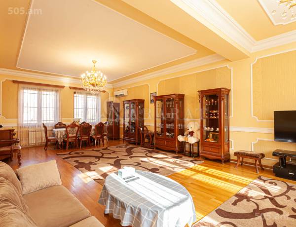 arandznatun-vacharq-Yerevan-Avan