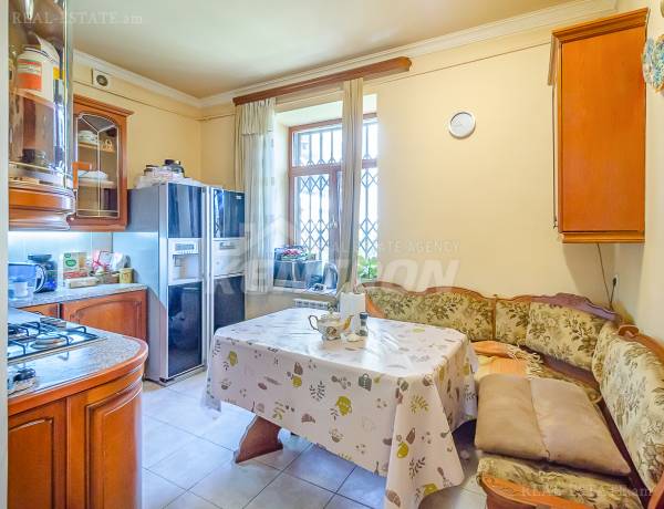 3-senyakanoc-bnakaran-vacharq-Yerevan-Center