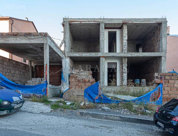 arandznatun-vacharq-Yerevan-Avan