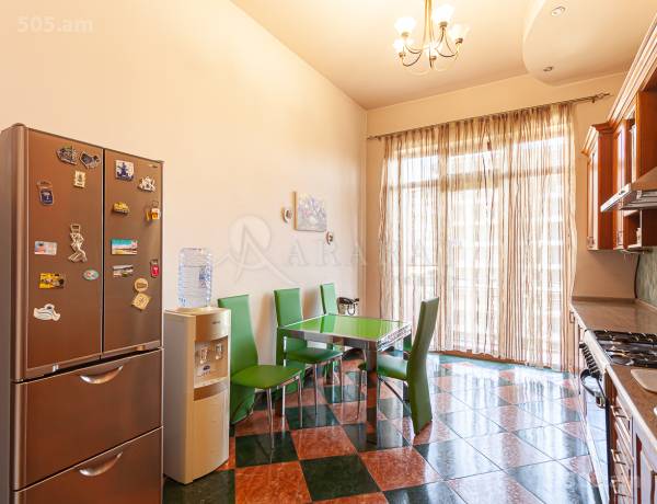 4-senyakanoc-bnakaran-vacharq-Yerevan-Center