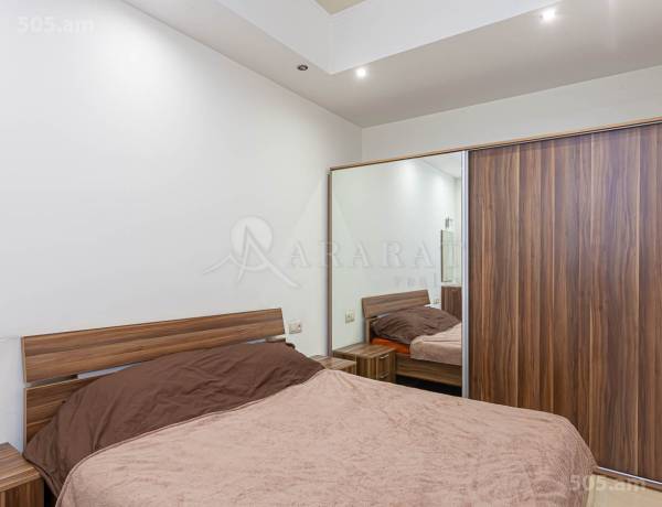 2-senyakanoc-bnakaran-vacharq-Yerevan-Center